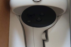 The VR glasses and controller for Mercedes-Benz